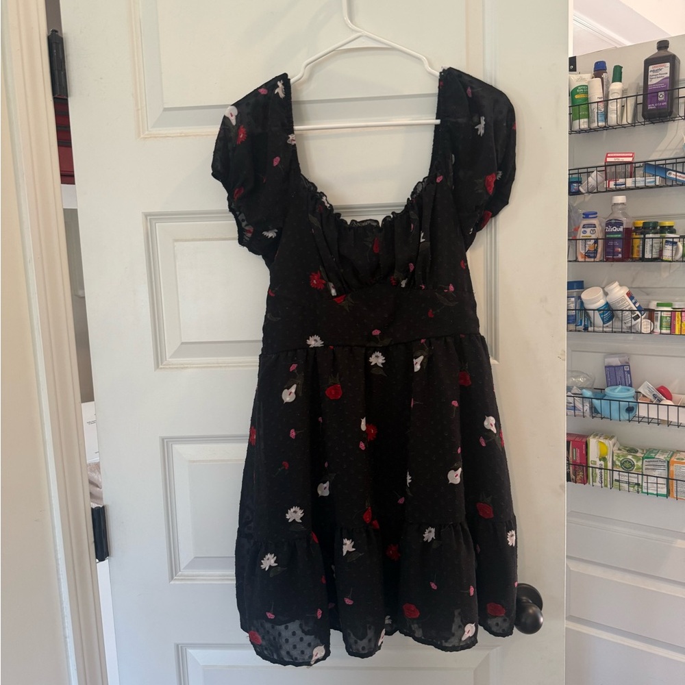 Francesca's Collections Black Floral Mini Dress